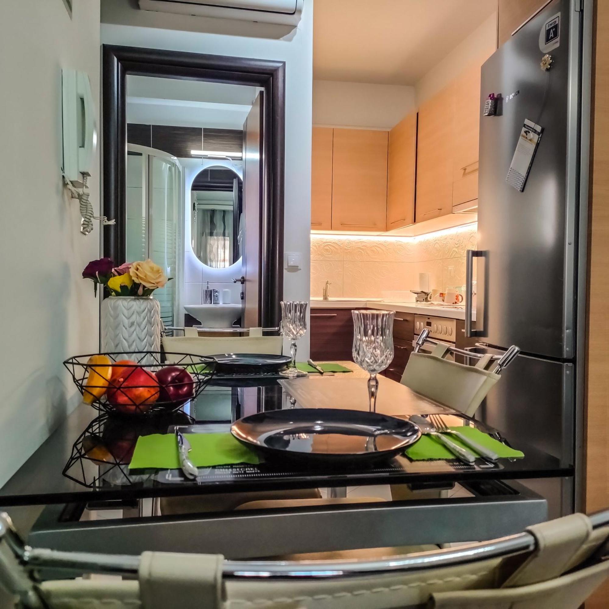 Appartement Χλιδατο-Ονειρεμενο-Μοντερνο Διαμερισμα!!! à Larissa Extérieur photo